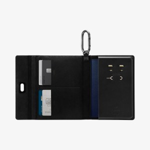 Spigen Passport Holder – Black